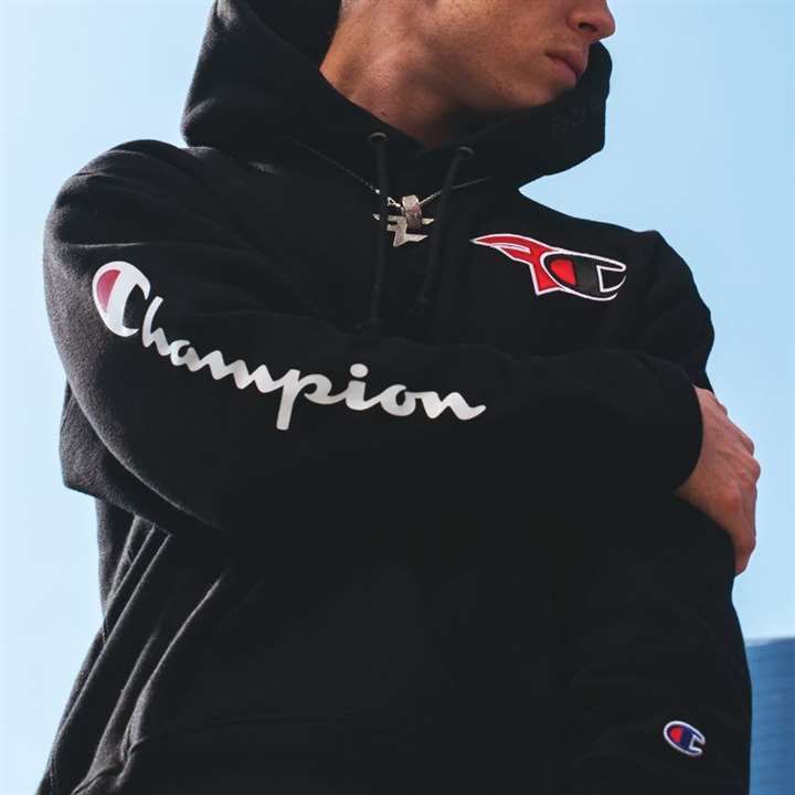 FaZe-x-Champion-hoodie.jpg