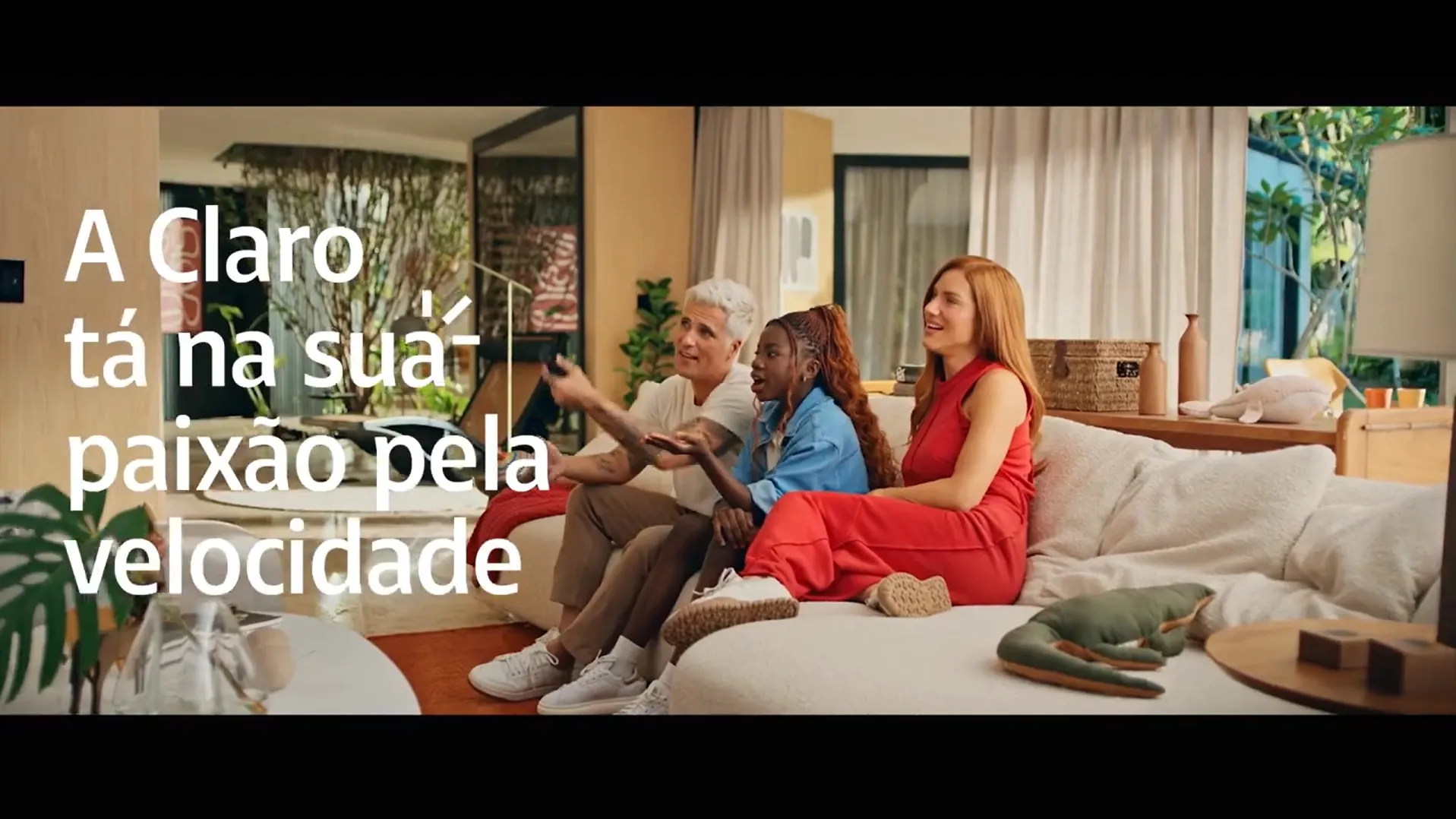Claro conecta GP de São Paulo 2025 e celebra retorno de piloto brasileiro à Fórmula 1
