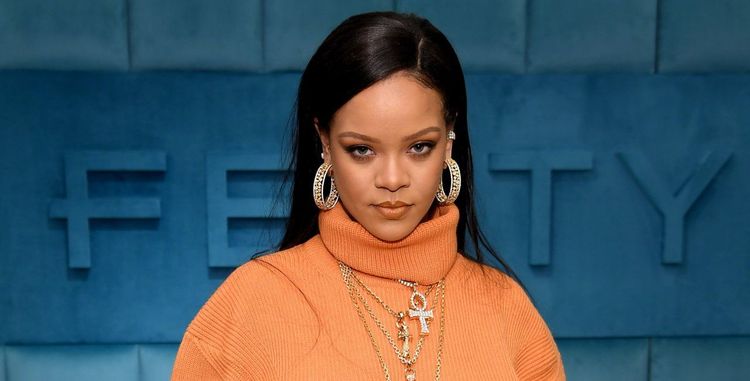 Rihanna é oficialmente bilionária, de acordo com a Forbes