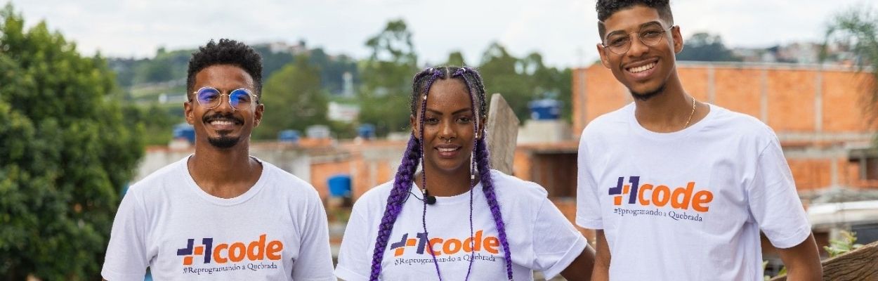 ‘Reprogramando a Quebrada’ capacita jovens da periferia