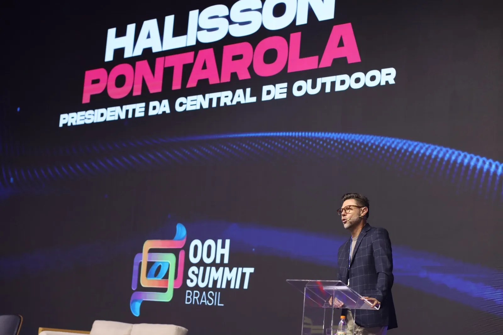 OOH Summit 2026: Central de Outdoor lança manifesto por autorregulação