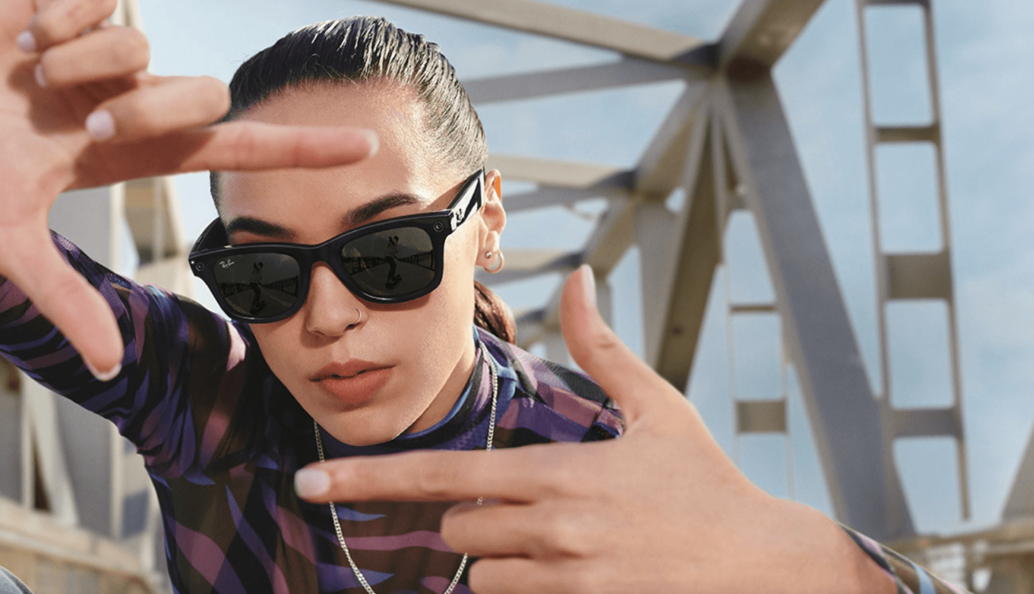 Ray-Ban e Facebook lançam óculos  com câmeras, microfones e mais, confira!
