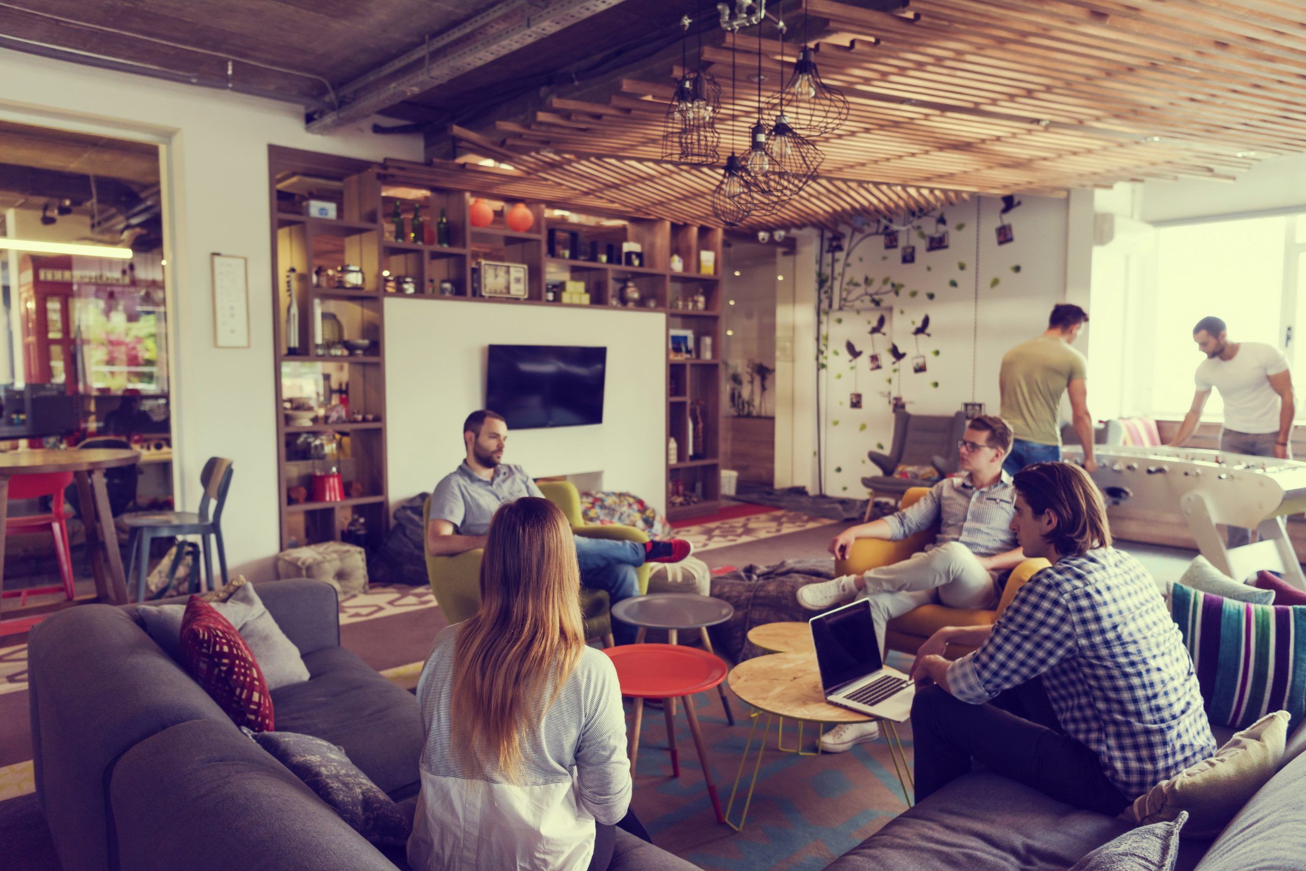 O que empresas como Netflix, Airbnb e WhatsApp têm em comum?