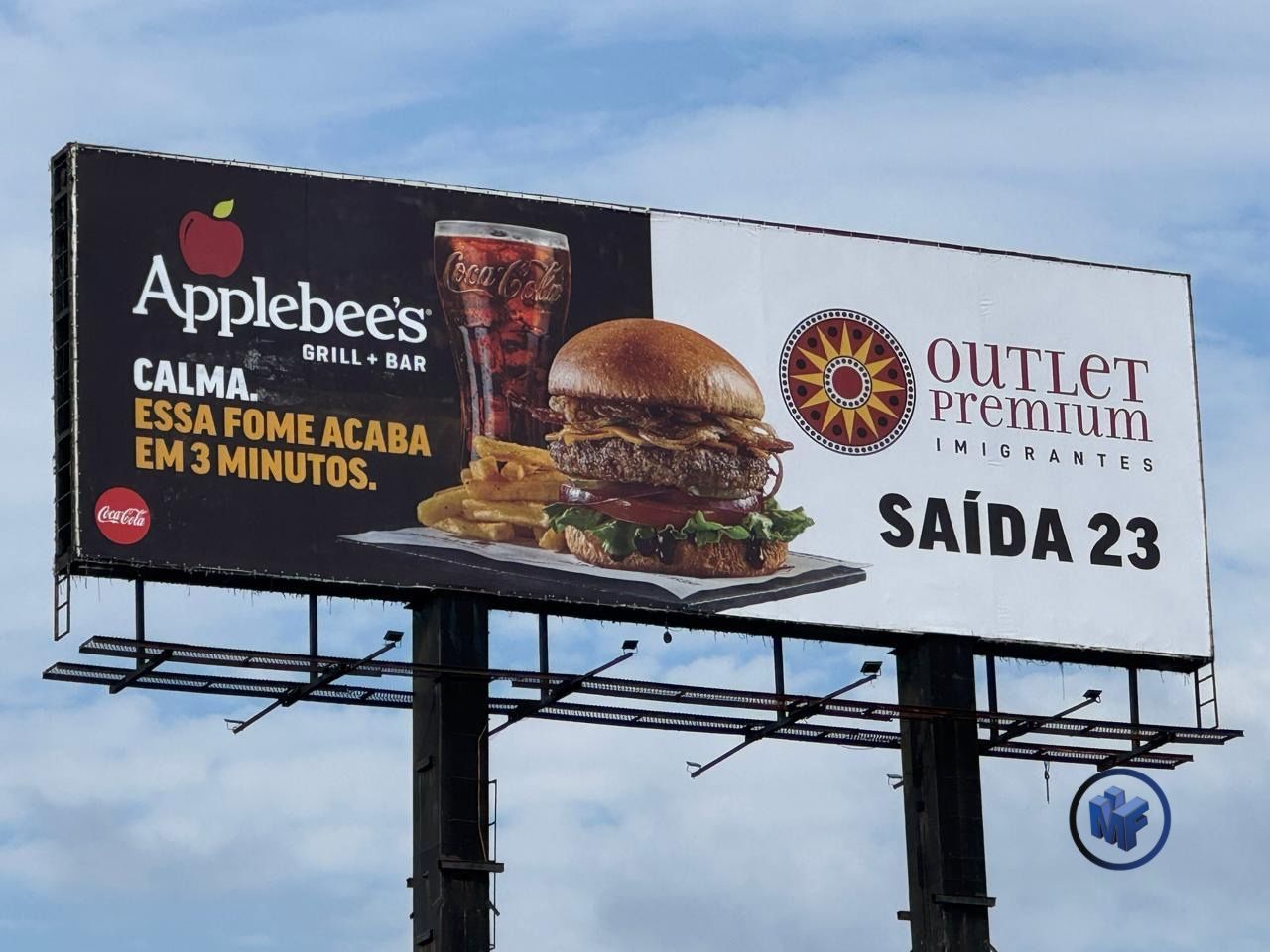 Applebee’s impacta 200 mil com OOH da MultiFaces Brasil