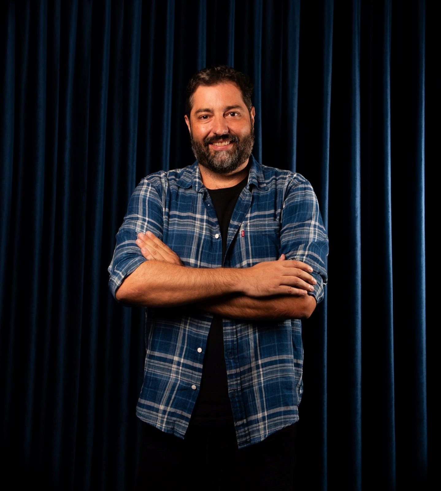 Megale assume como novo host do Flow News