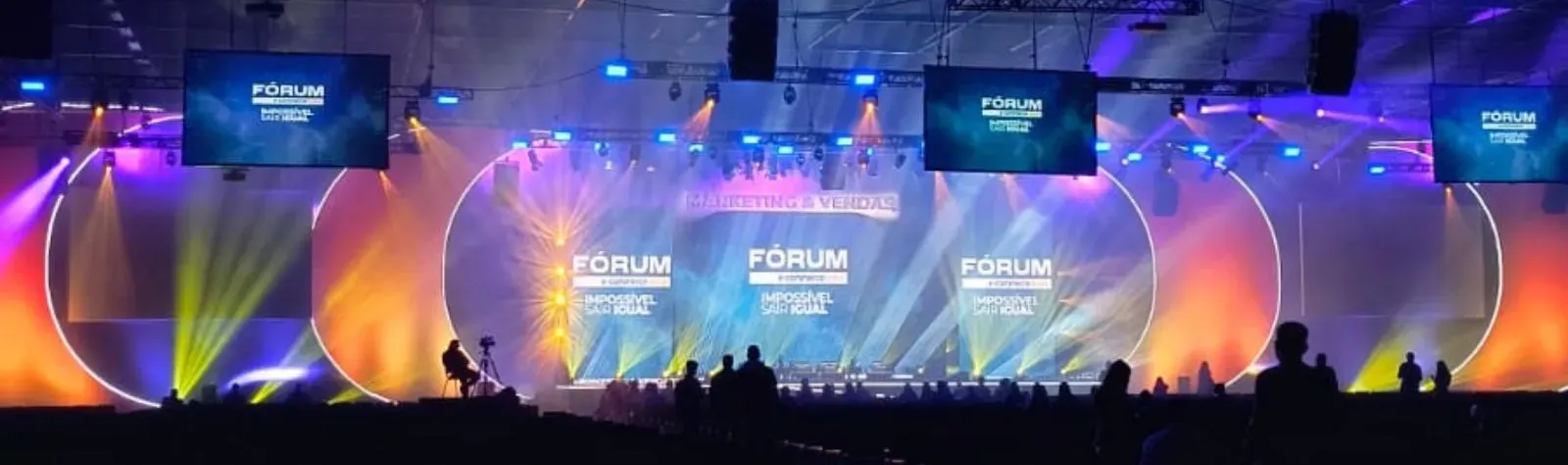 Fórum E-commerce Brasil 2025 destaca crescimento de marketplaces e tendências de consumo no varejo digital
