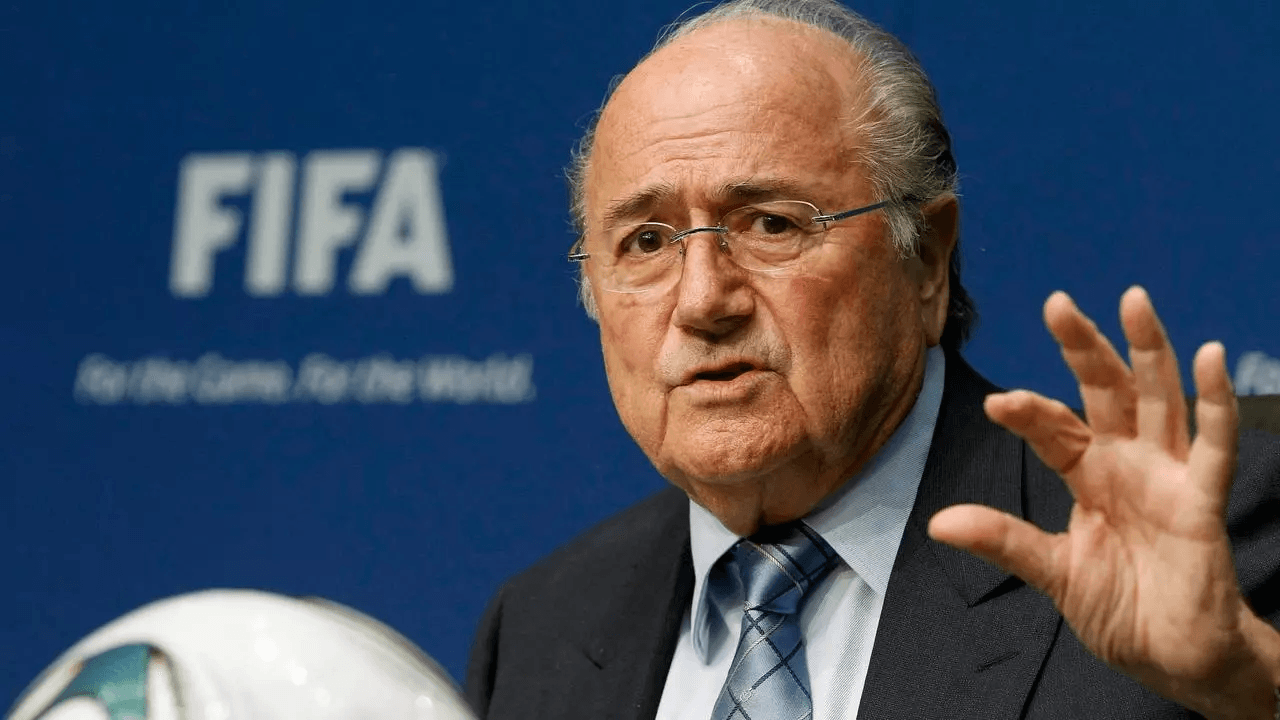 Fifa suspende Joseph Blatter e Jérôme Valcke por mais seis anos
