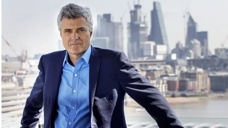 WPP ANUNCIA QUEDA NA RECEITA E TROCA CEO