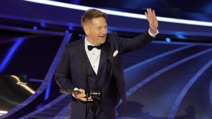 KennethBranagh-Oscar2022-702x395.jpg