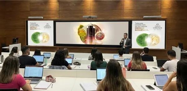 Credibilidade médica vira o novo trunfo do marketing de beleza e saúde em 2026