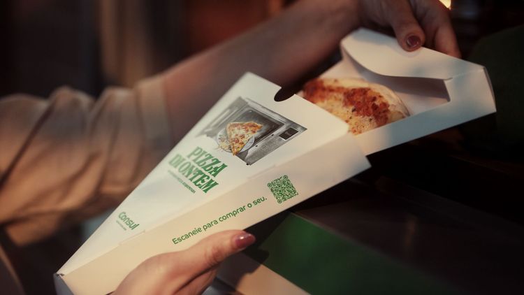 Consul lança micro-ondas celebrando a Melhor Pizza do Mundo: a de ontem