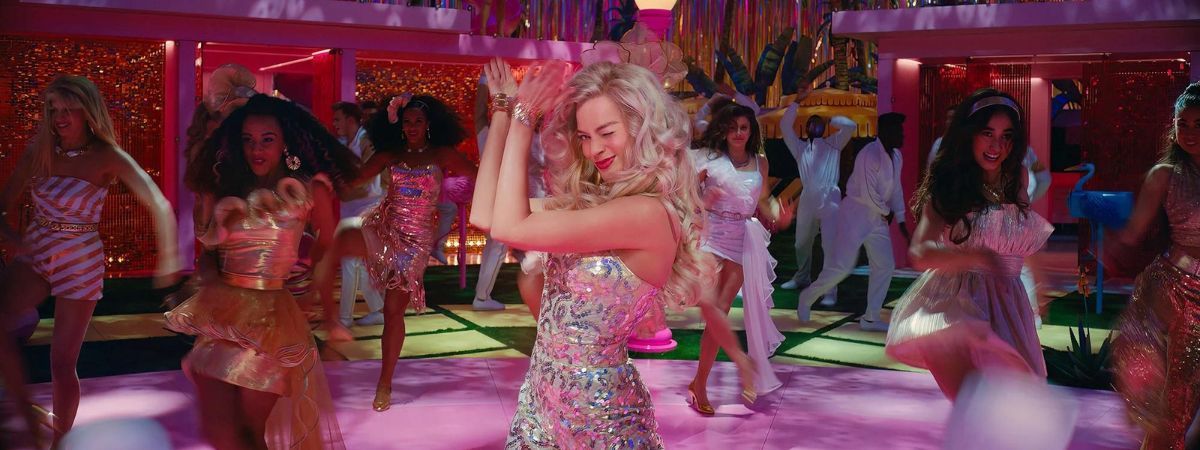 Barbie e Oppenheimer irão competir pelo público nos cinemas