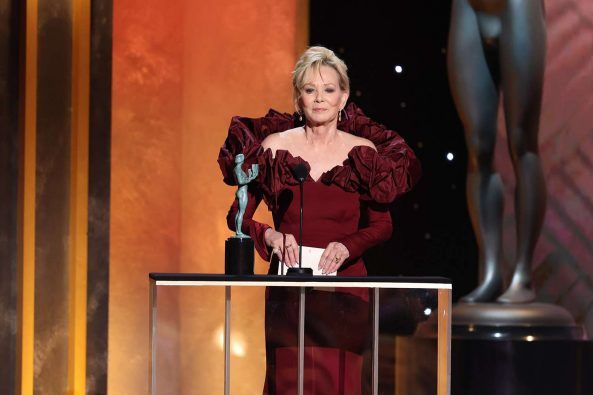 jean-smart-sag-awards-best-actress-593x395.jpg