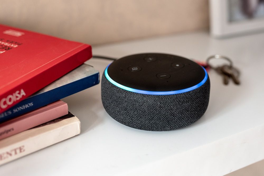 assistente-virtual-alexa-echo-dot-amazon.jpeg