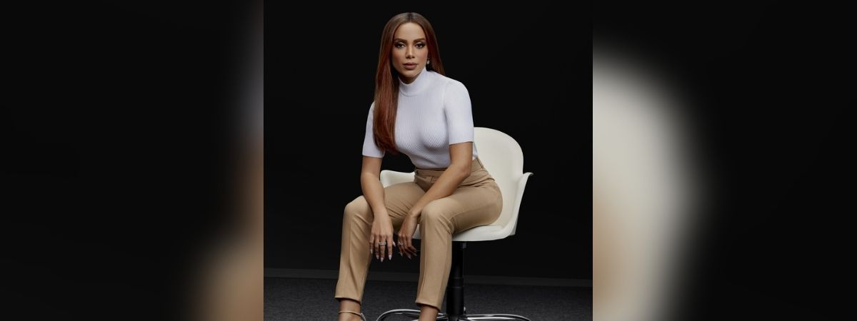 Anitta faz live para falar de curso inédito de empreendedorismo com a Estácio