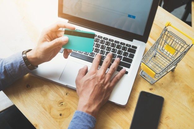 conceito-de-compra-e-venda-on-line-de-negocios_1421-238.jpg