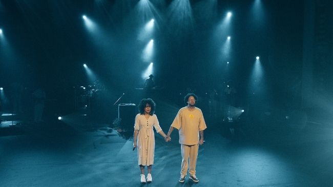 Concerto-AmarElo-de-Emicida-na-integra-so-na-Netflix-texto-1.jpg
