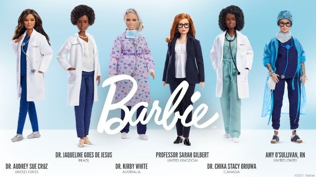 Doutora-Jaqueline-Goes-Cientista-que-ajudou-a-sequenciar-DNA-da-COVID-19-ganha-Barbie-5.jpg