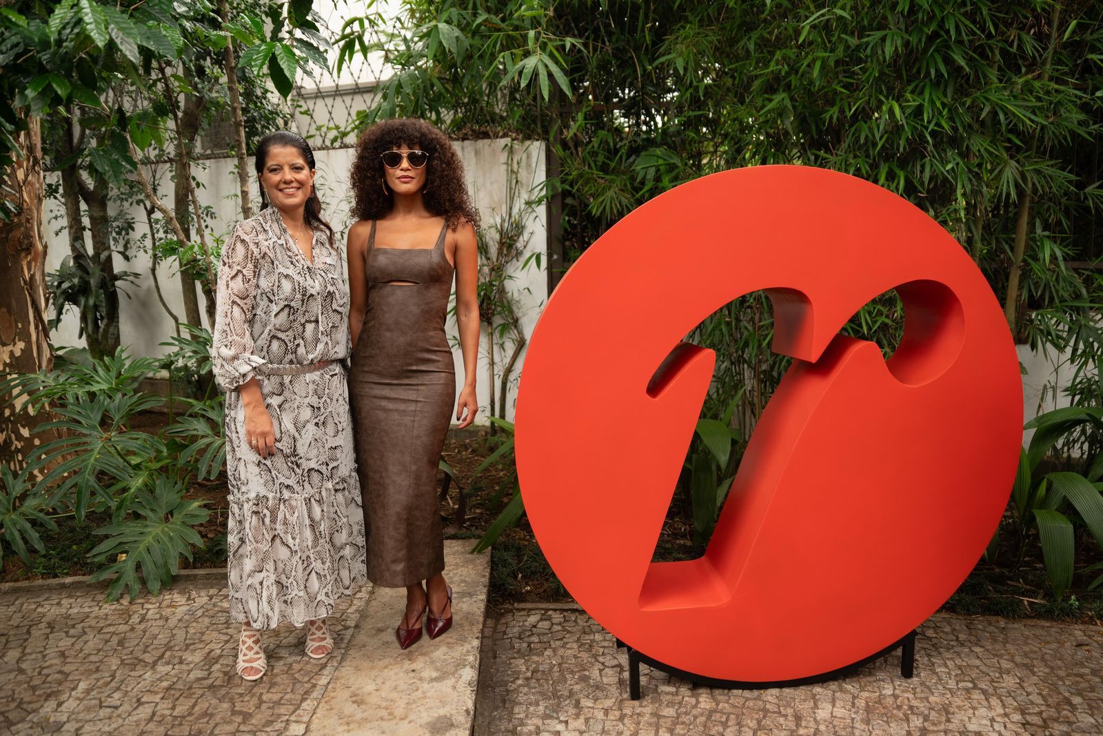 Renner inicia nova fase com Taís Araujo como embaixadora