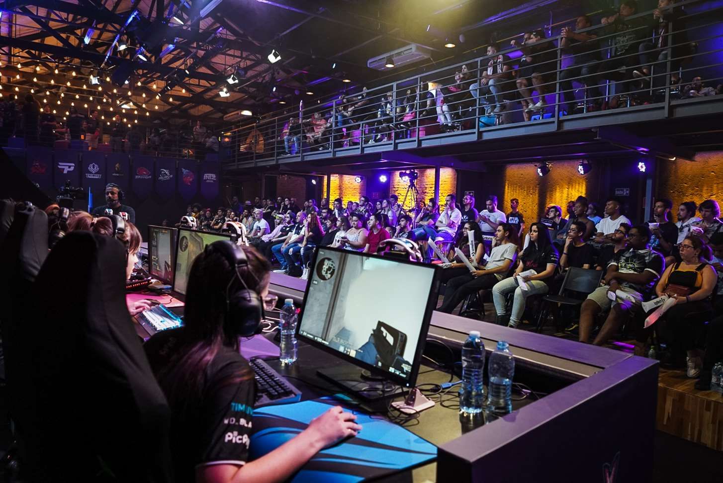 Fãs de eSports têm mais influência na compra de eletrônicos