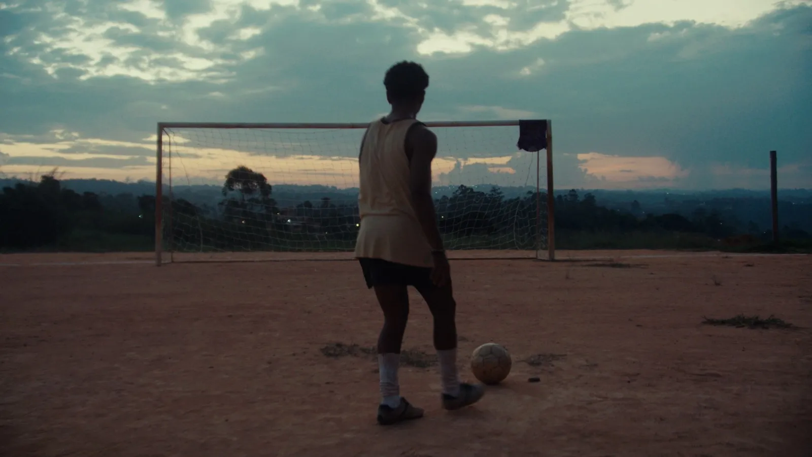 OpenAI escolhe futebol para lançar sua primeira grande campanha de mídia integrada no Brasil