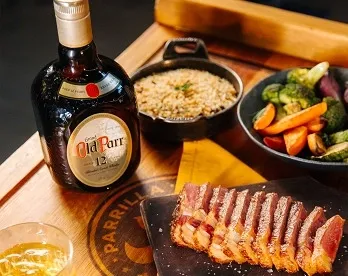 Old Parr consolida plataforma de marca voltada à cultura do churrasco