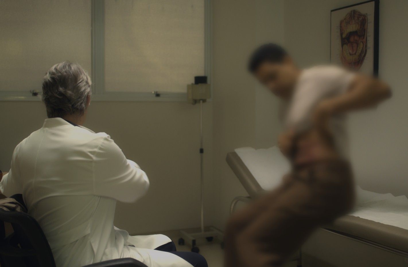 Artplan produz curta que expõe racismo na assistência médica