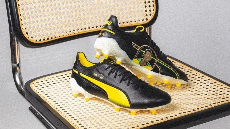 PUMA lança chuteiras King em homenagem a Pelé e Johan Cruyff
