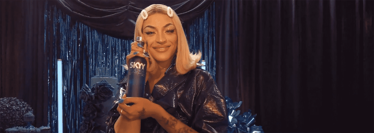Pabllo Vittar é nova embaixadora da Skyy Vodka