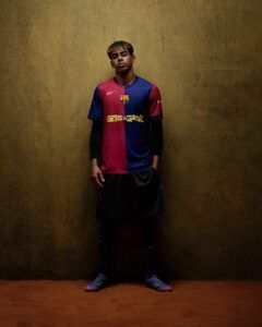 4_5-Lamine-Yamal-Spotify-x-Travis-Scott-x-FC-Barcelona-Jersey-240x300.jpg
