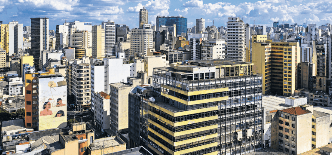 Folha comemora 100 anos com novidades, dias após o dia do repórter