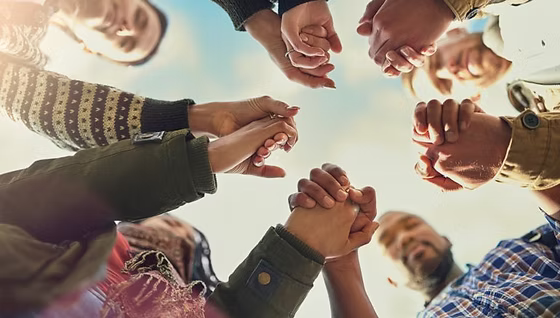 Quando nos conectamos com o social, somos levados a uma transformação de vida