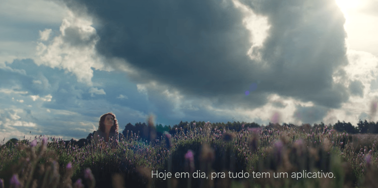Vivo e Denise Fraga revelam “o melhor app que existe”