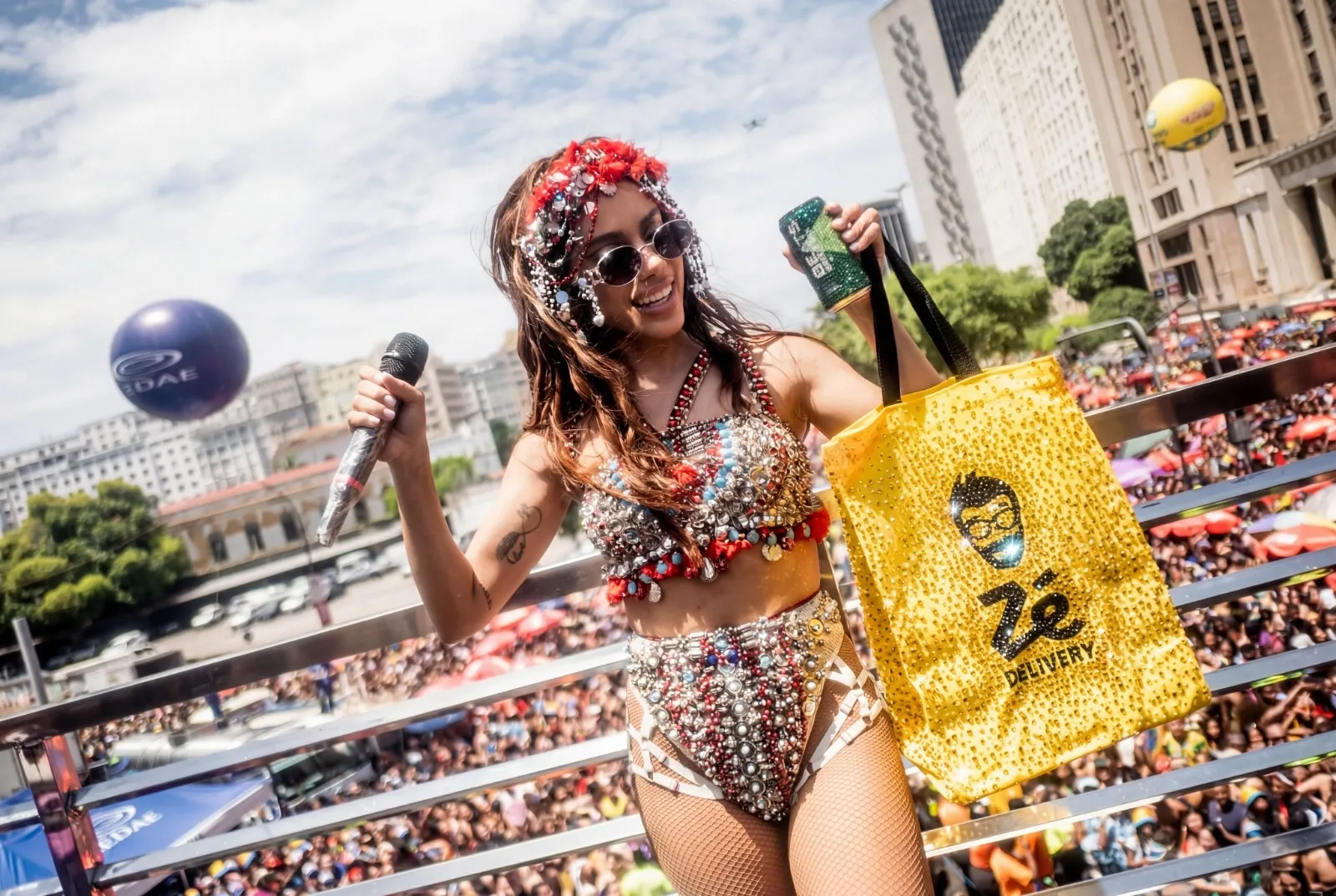 Zé Delivery ativa "modo turbo" no Bloco da Anitta e conecta logística à folia carioca