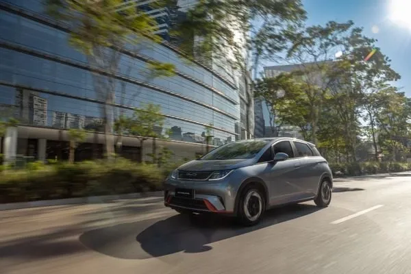 Conar Suspende Campanhas da BYD e Aplica Advertência por Comparações Agressivas