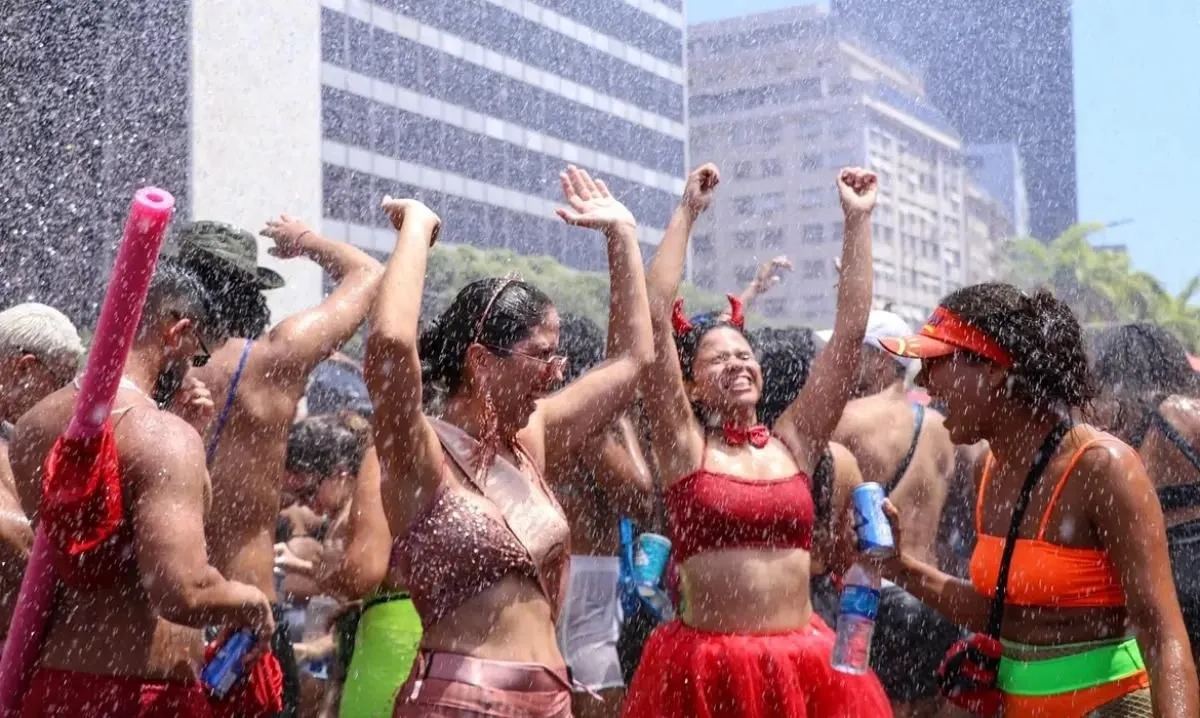 Do skincare à suplementação: como o comportamento de busca no Carnaval impulsiona marcas de wellness