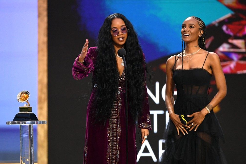 grammy-her.jpg