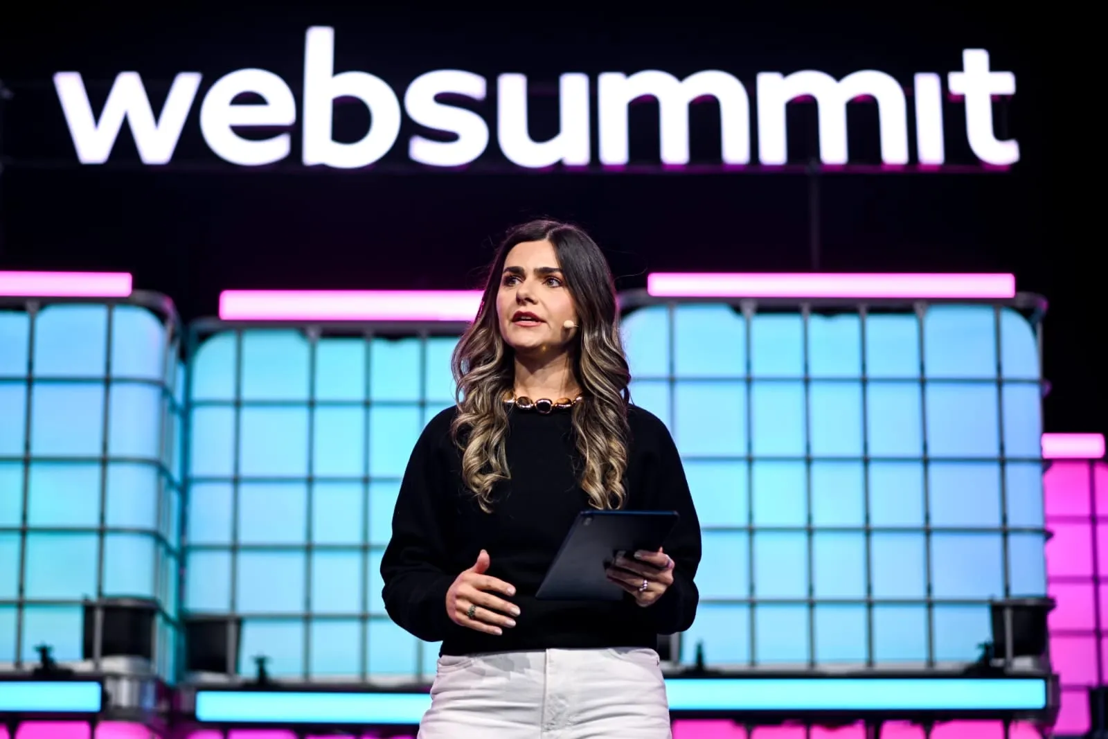 Inovação, IA e a Liderança Feminina: Reflexões sobre o Web Summit Qatar 2026