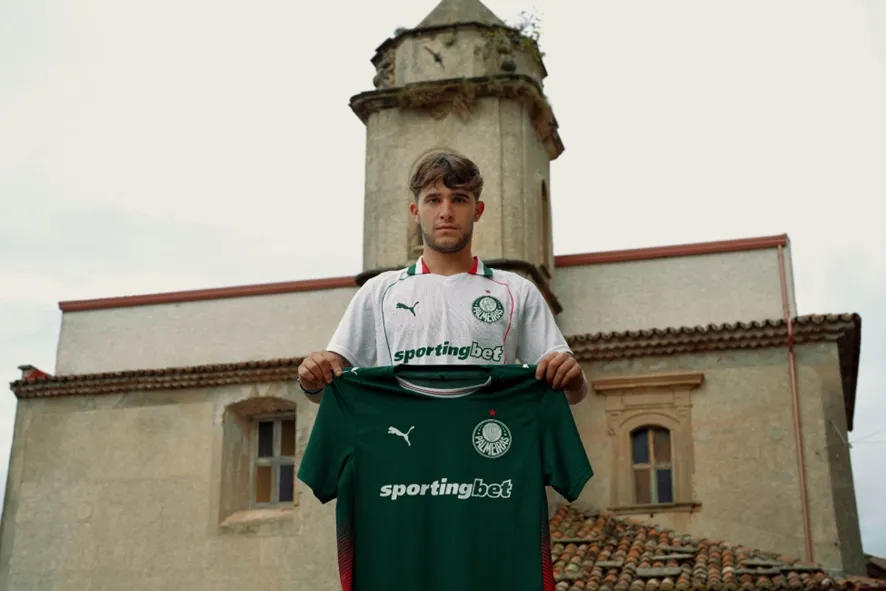 Palmeiras e PUMA lançam uniformes HOME e AWAY para 2026