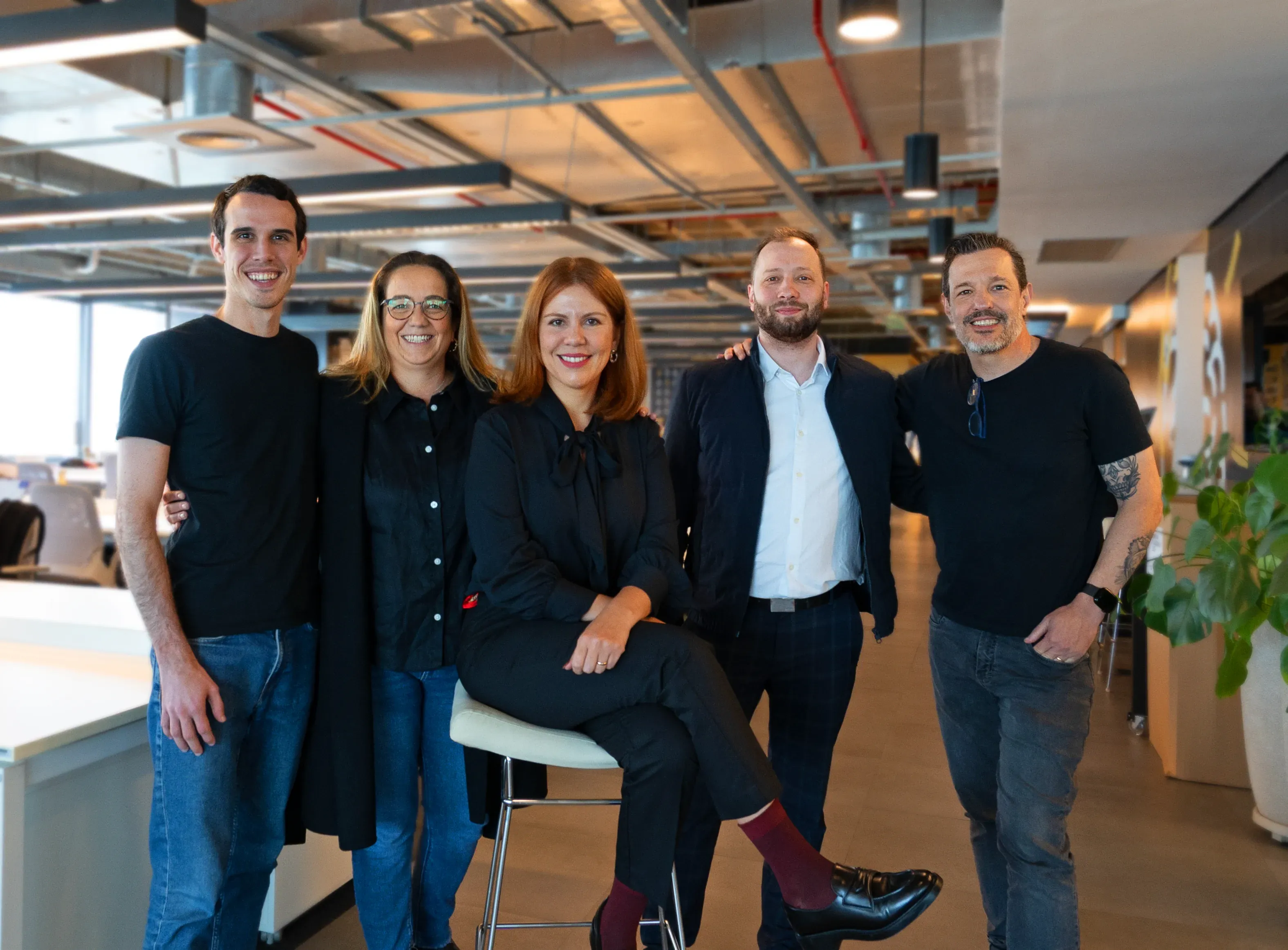 Lew’Lara\TBWA firma parceria estratégica com a Flywheel e anuncia operação de Retail Media