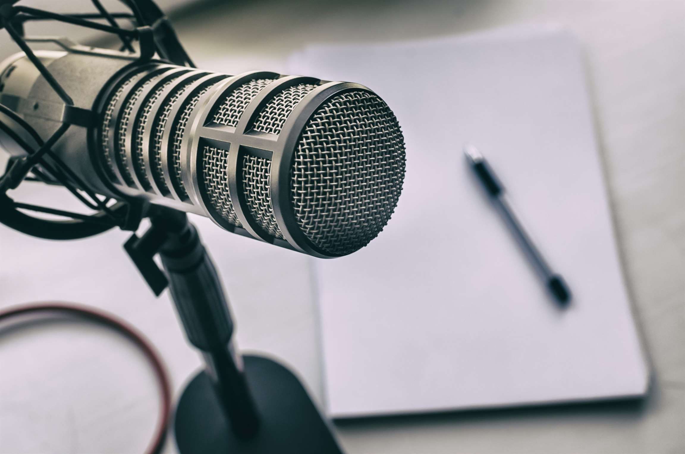 OLX, Cyrela e InfoMoney fazem parceria e anunciam criação de podcast