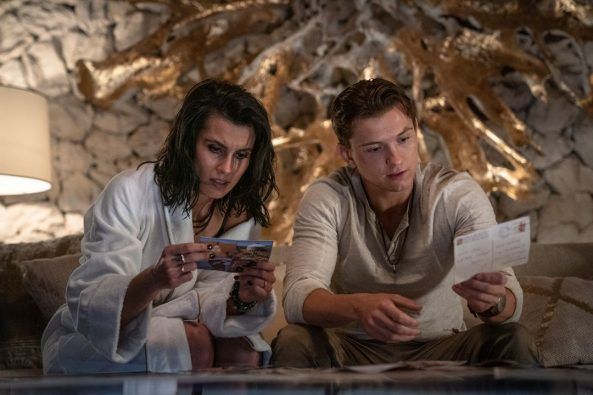 uncharted-sophia-ali-tom-holland-593x395.jpg