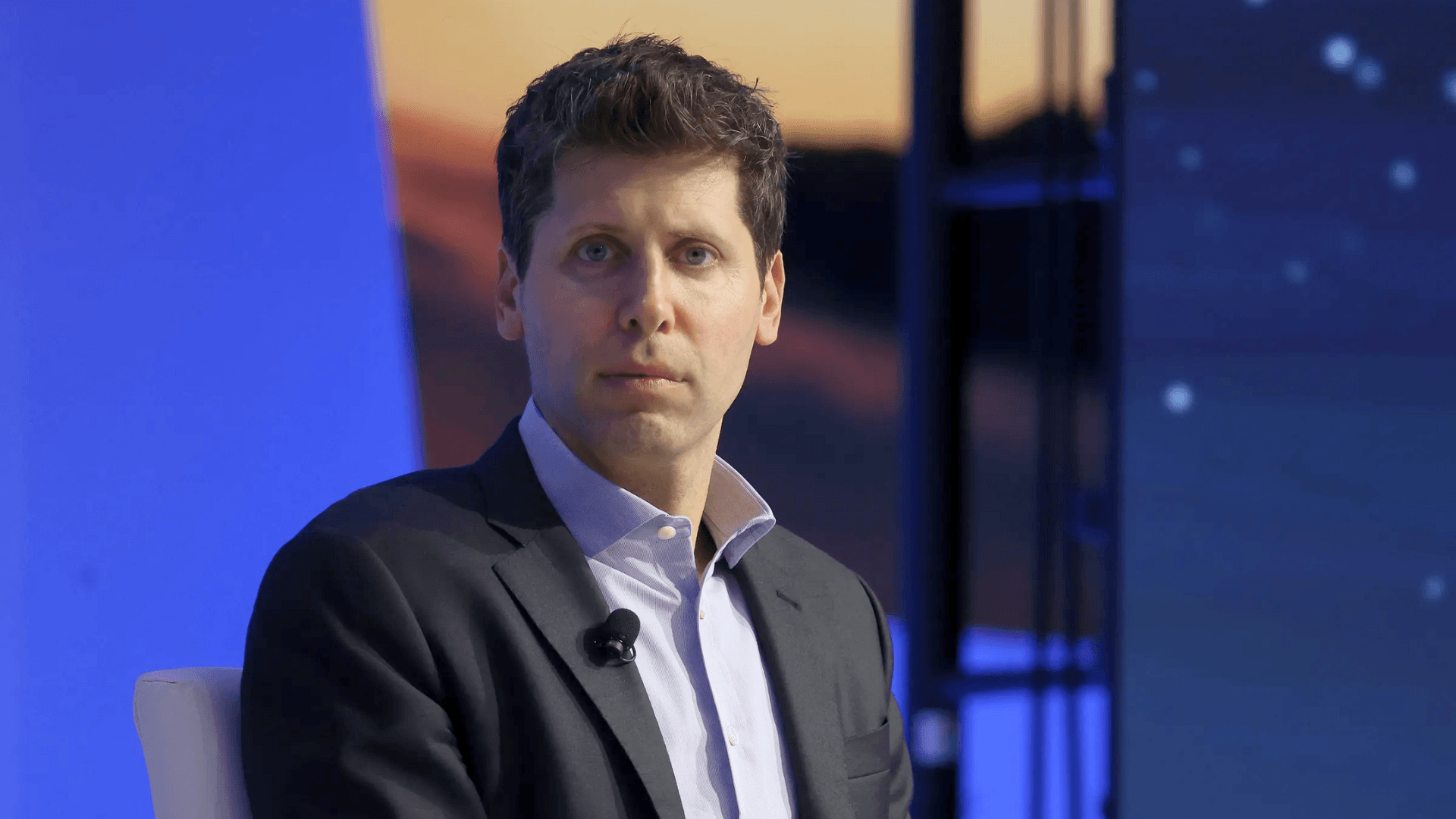 Reviravolta surpreendente traz Sam Altman de volta ao comando da OpenAI
