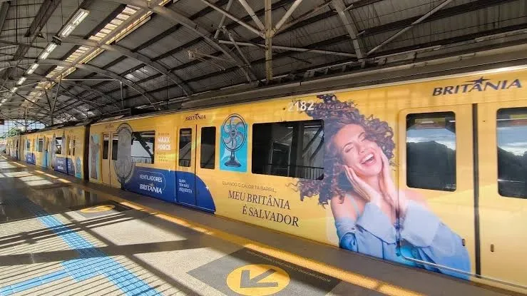 Britânia transforma trens do Metrô de SP em vitrine para campanha de ventiladores