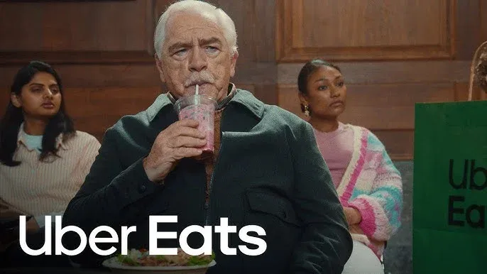 Brian Cox vence Emmy com campanha da Uber Eats