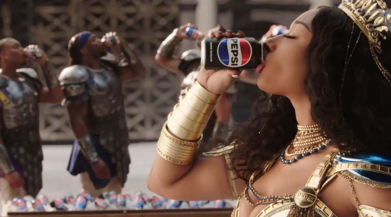 Pepsi retorna ao universo dos gladiadores de 2004
