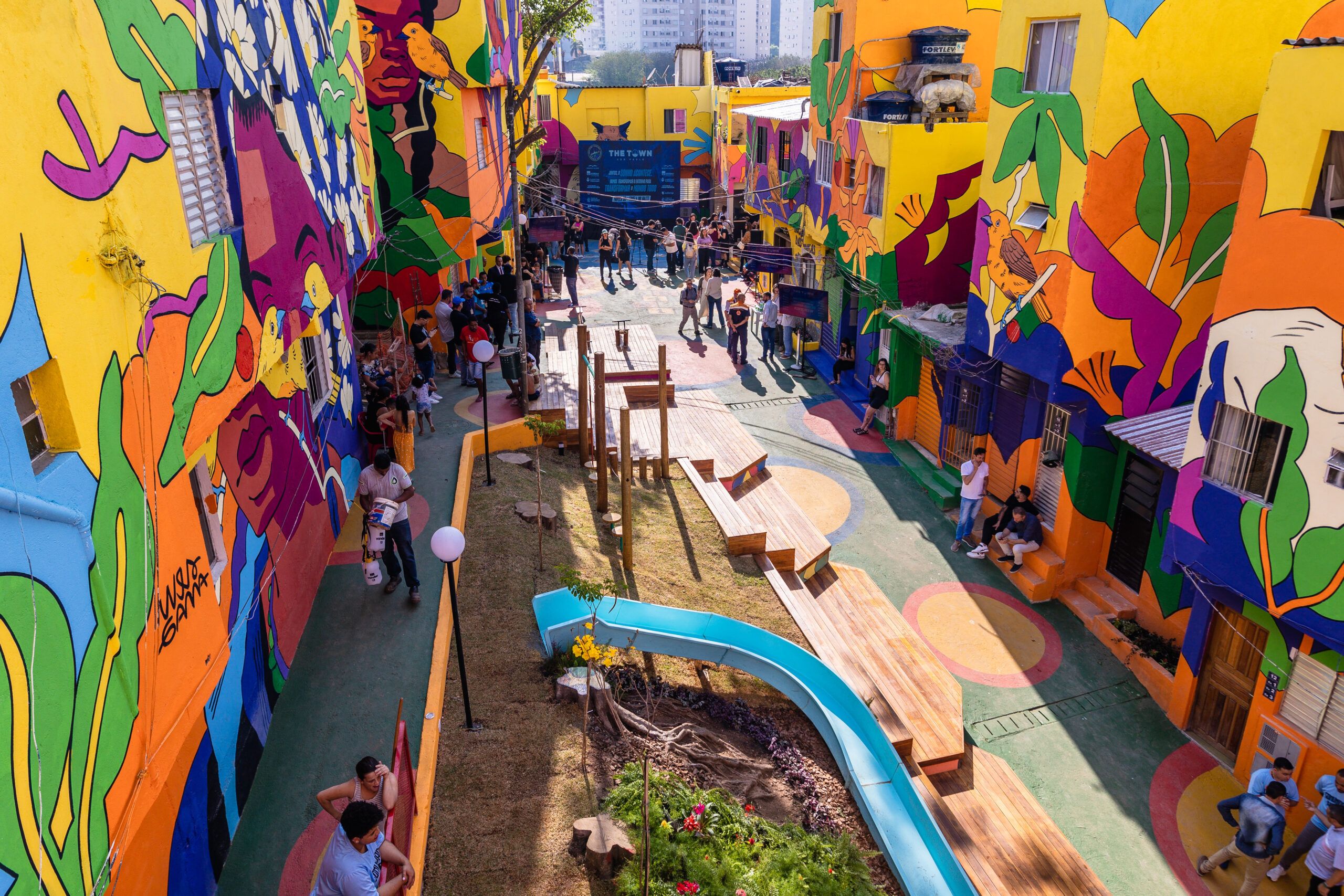 The Town e Gerando Falcões mudam realidade da Favela do Haiti