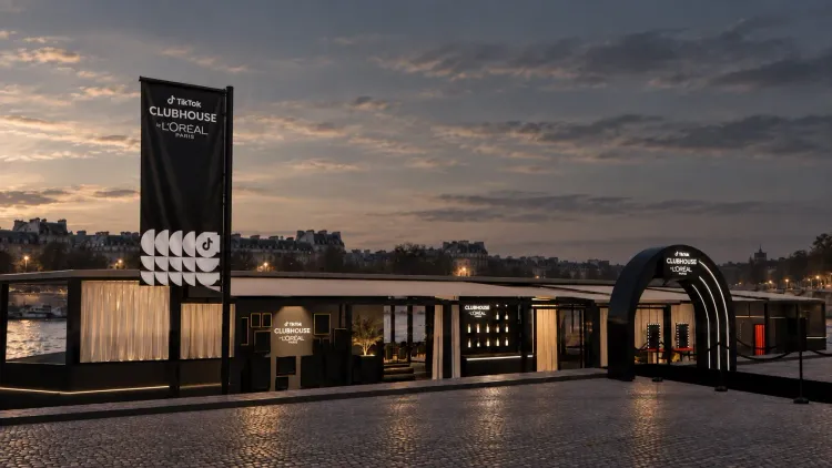 TikTok ClubHouse e L’Oréal Paris armam experiência imersiva no Rio Sena durante a Paris Fashion Week