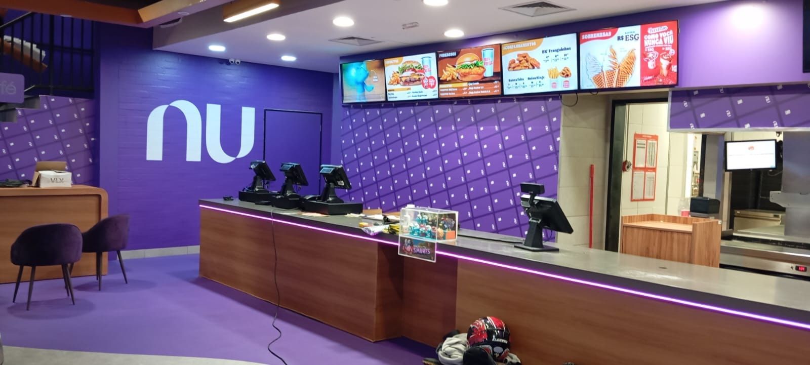 Veja fotos da collab entre Nubank e BK