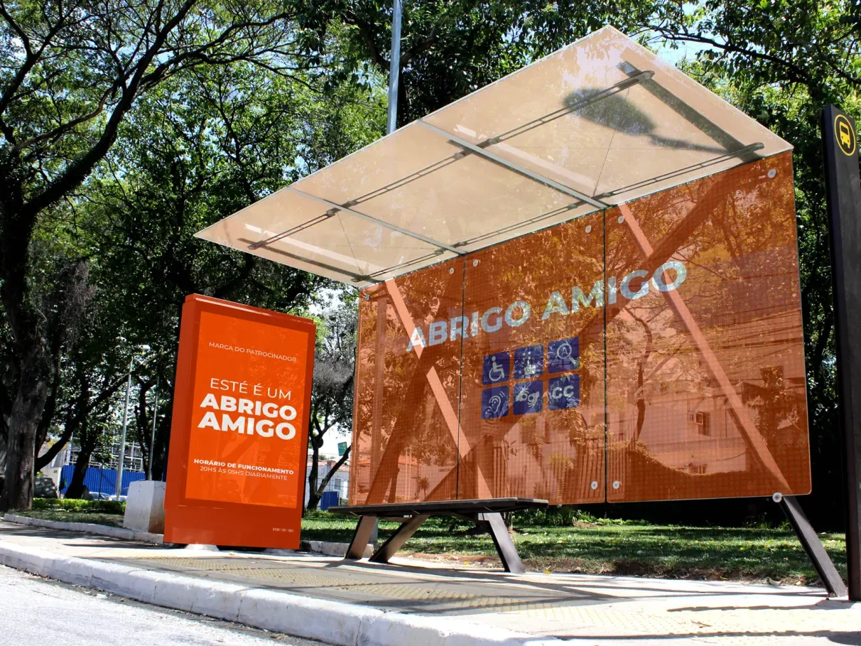 Eletromidia divulga relatório de Impacto Social e Ambiental